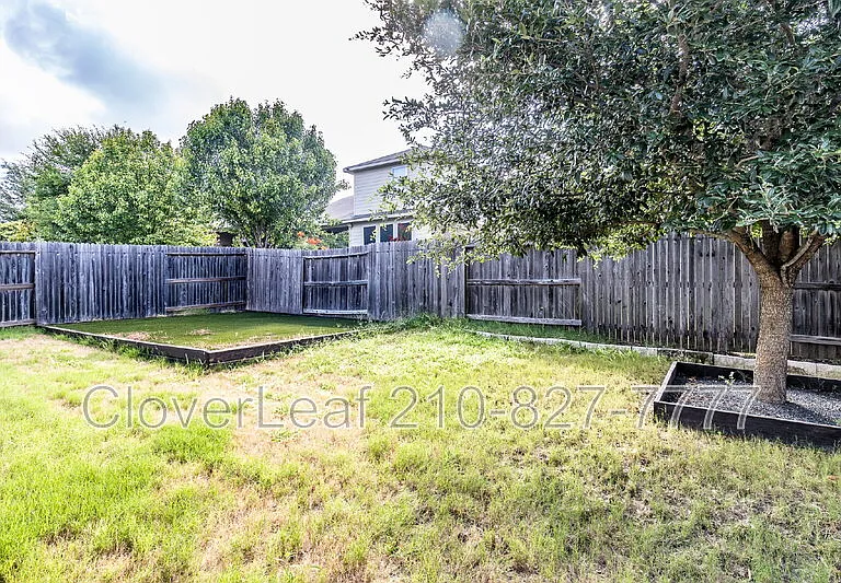 7938 Headwaters Trl — Photo 35