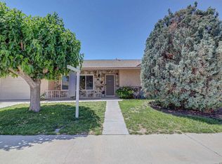 1161 W Westmont Ave, Hemet, CA 92543