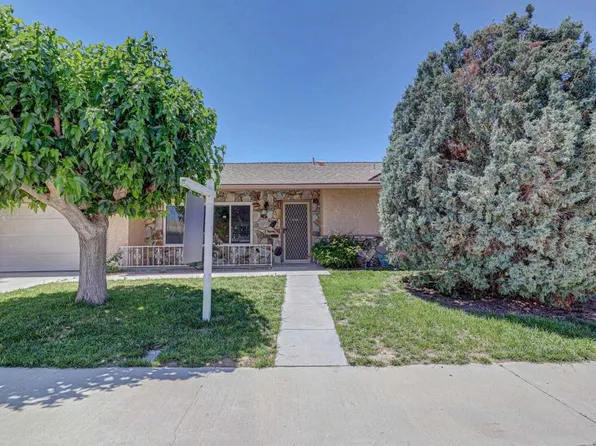 1161 W Westmont Ave, Hemet, CA 92543