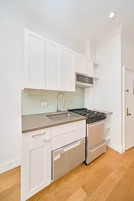 Rented by Living New York | media 3
