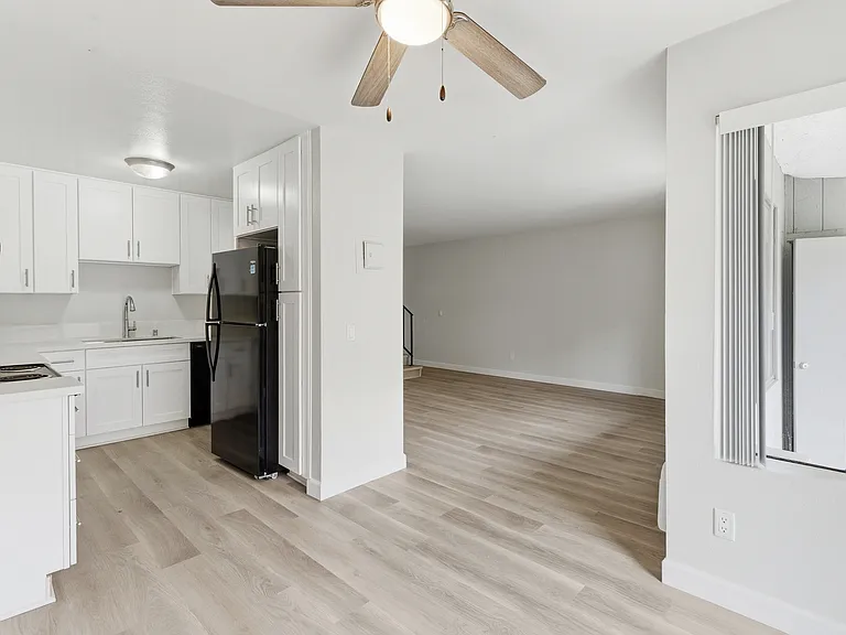 University Crest Apartments - Near UCR — Photo 10