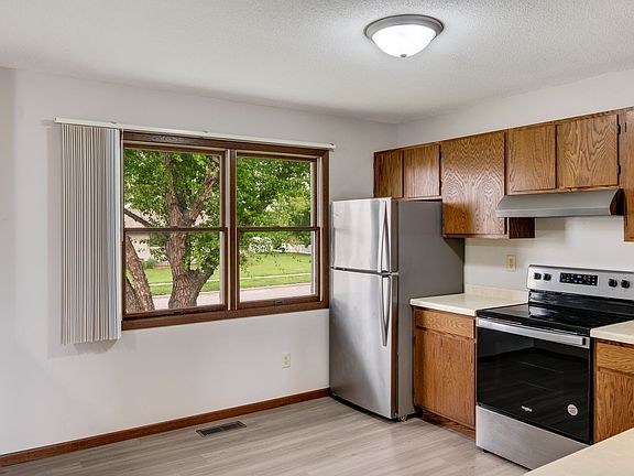 3rd image of 1225-1233 Branding Iron Rd #1229