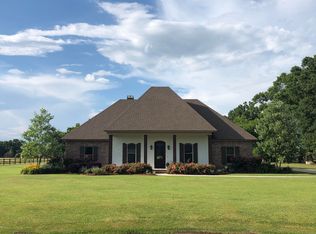 104 Saddle Dr, Opelousas, LA 70570