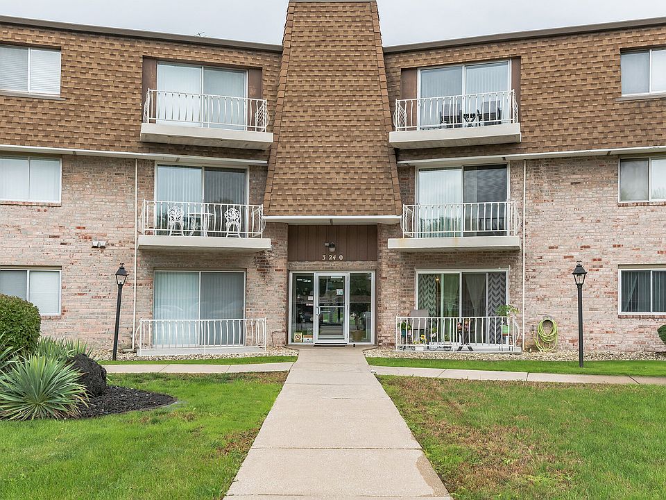 1st image of 3240 N Manor Dr APT 126