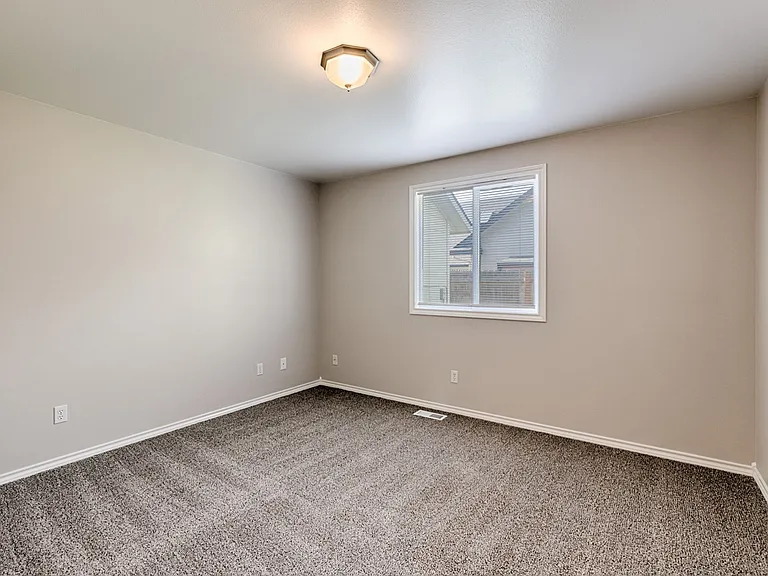 2173 S Petra Ave — Photo 19