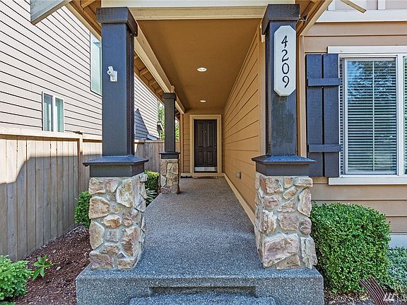 2nd image of 4209 65th Avenue Ct E