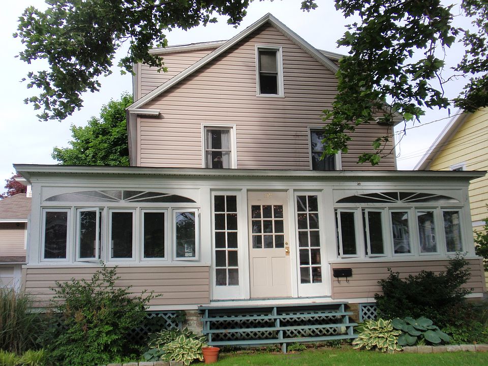 159 4th Ave with porch wrap