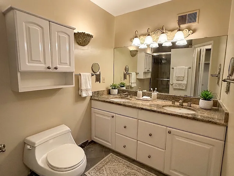 6800 Dina Leigh Ct — Photo 14