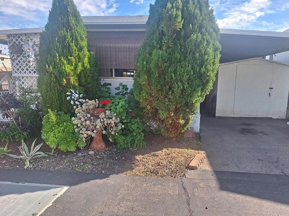1st image of 211 N Citrus Ave Space 124