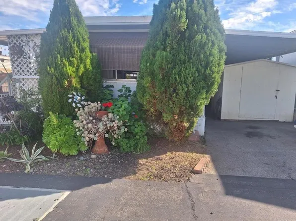 211 N Citrus Ave Space 124, Escondido, CA 92027