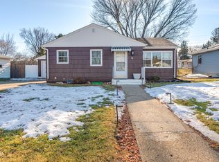 111 Seminole Ave, Bismarck, ND 58501