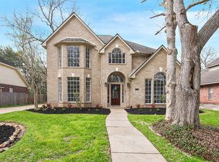 1511 Laurel Dr, Sugar Land, TX 77479