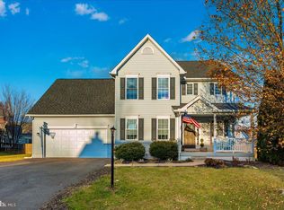 57 Isadore Ln, Martinsburg, WV 25404