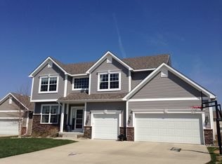 5909 NW 95th Ct, Johnston, IA 50131