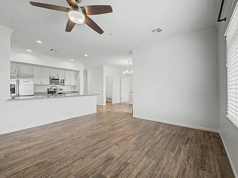 900 S Canal Dr #231 — Photo 11