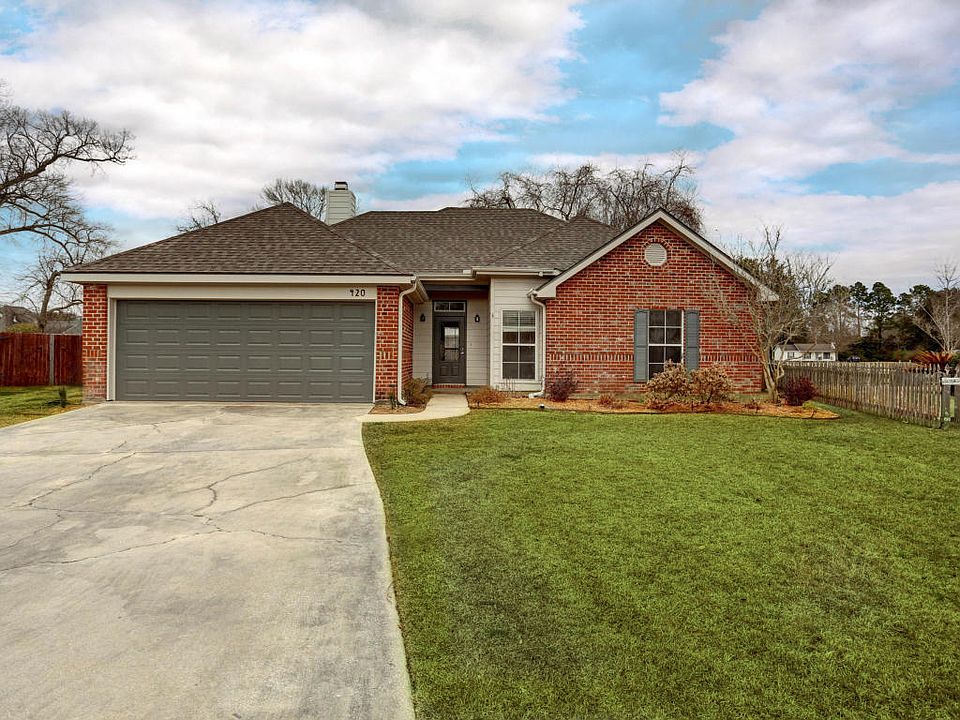 1st image of 420 Crest Cir