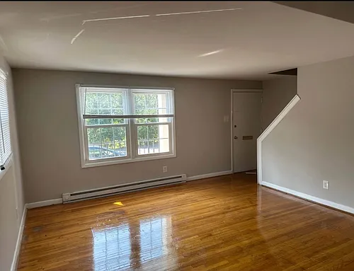 Redman rd Apartments Photo 1