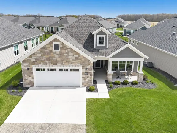 5668 N Kestrel Cir, Appleton, WI 54913