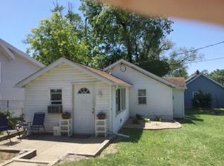 224 Riverview Dr, Creve Coeur, IL