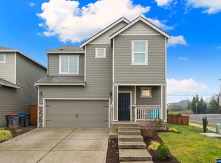 2285 NW Woodland Dr, McMinnville, OR 97128