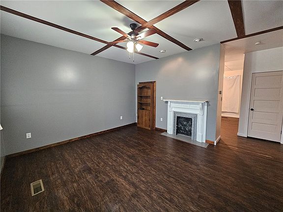 2nd image of 446 Ridge Ave