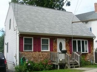 206 Crescent St, Fall River, MA 02720