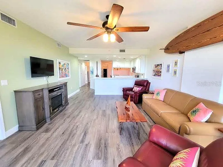 7296 Marathon Dr #404 — Photo 38