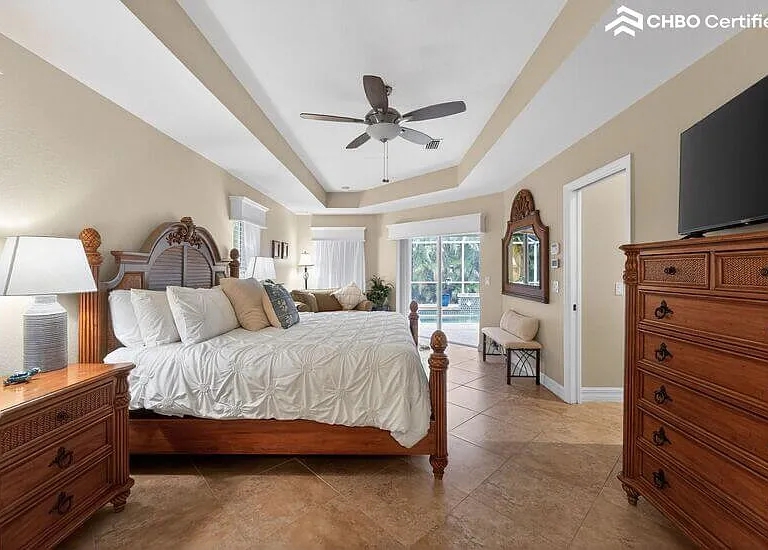 Master Bedroom 1-3