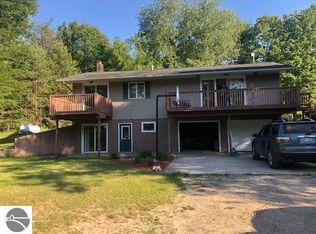 4905 S Brinton Rd, Remus, MI 49340