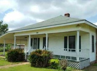 3101 Carver Ave, Atmore, AL 36502