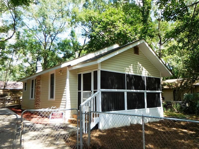 1st image of 504 Putnam Dr