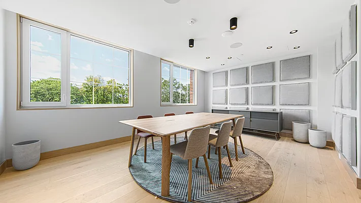 Rented by Nooklyn NYC LLC | media 58