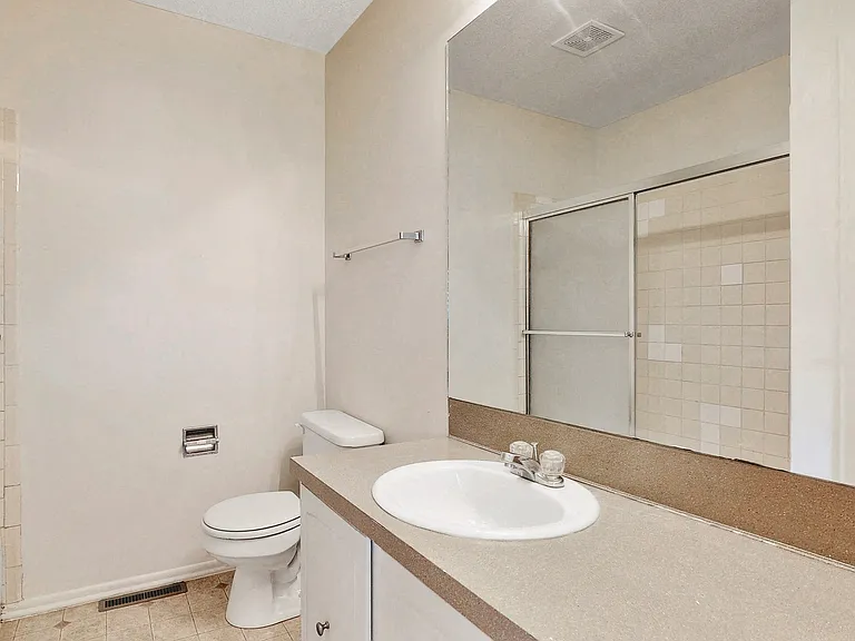 Westwood Duplexes — Photo 54