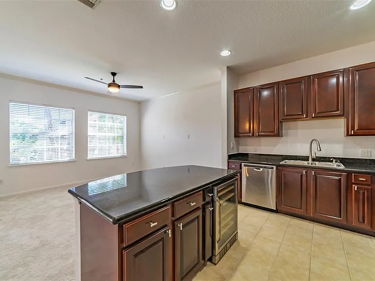 528 Jasmine Way #528 — Photo 31