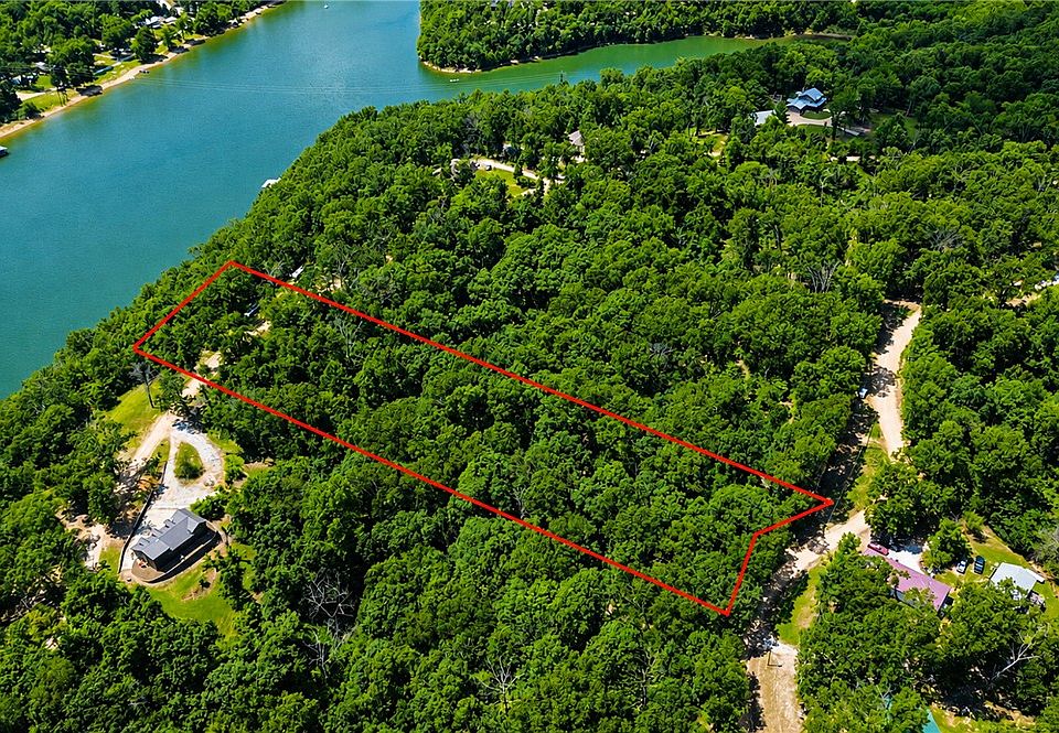 1st image of Hickory Hills Dr