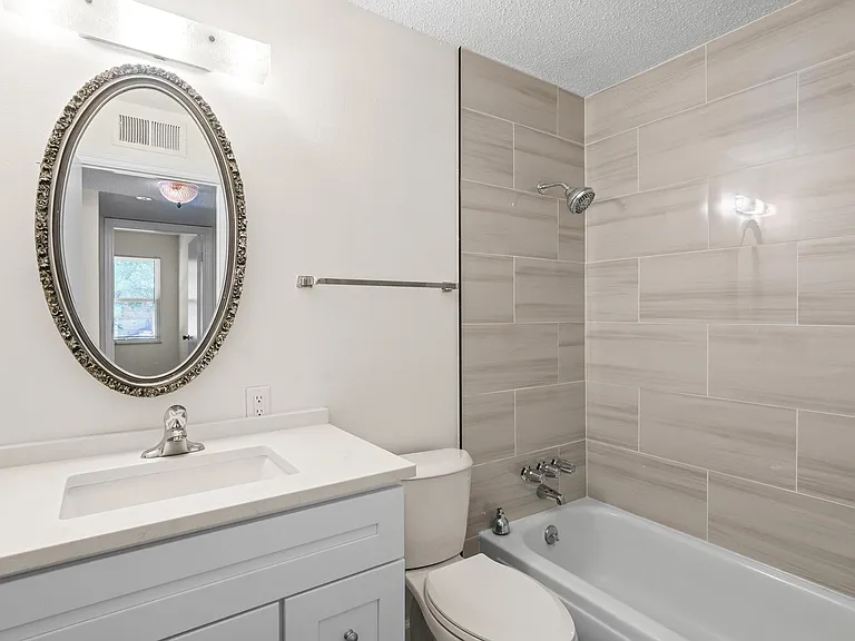 10258 Squire Meadows Dr #3 — Photo 8