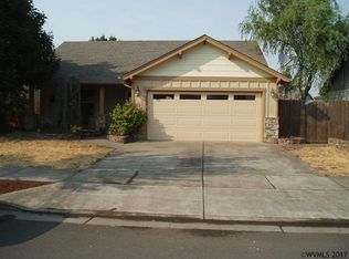 149 W Jadon Dr, Lebanon, OR 97355