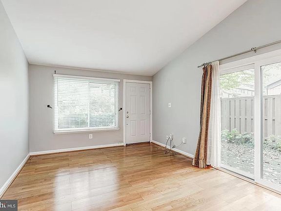 2nd image of 3151 Babashaw Ct