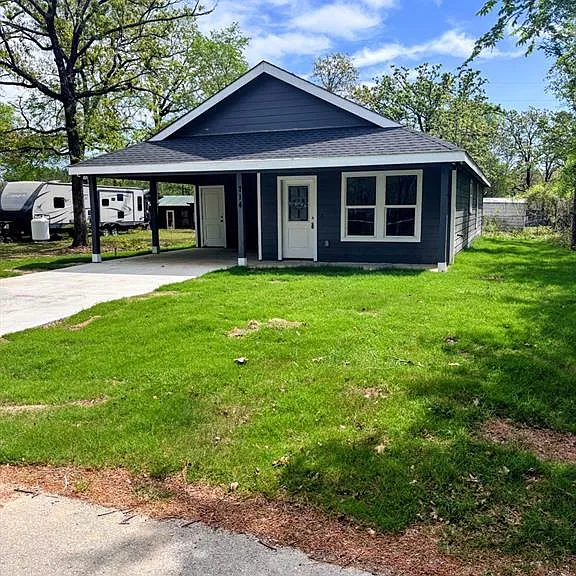 714 Cedarcrest Dr — Photo 1
