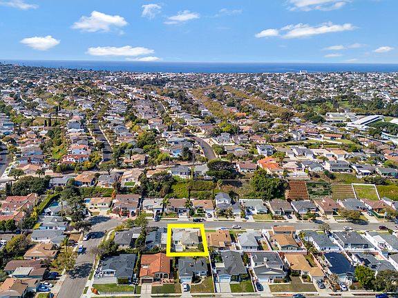 3rd image of 23026 Kathryn Ave