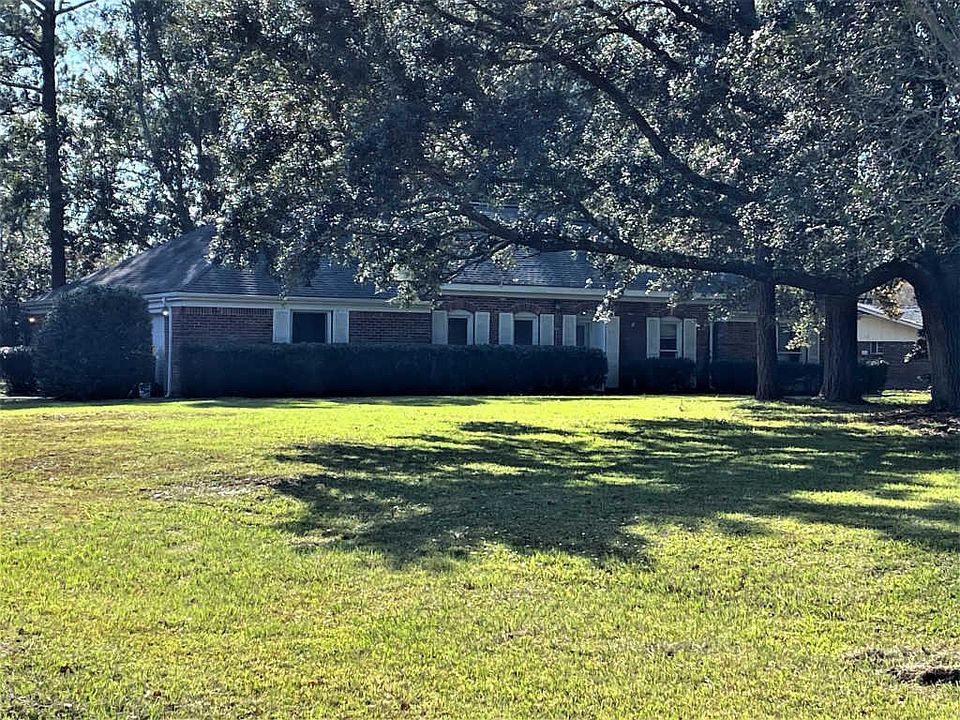 1st image of 116 Saint Andrews Dr