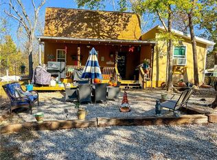 61 Wood Dr, Mound City, KS 66056