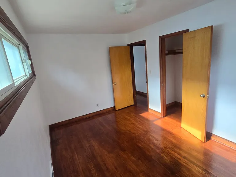 1524 Jackson St — Photo 5