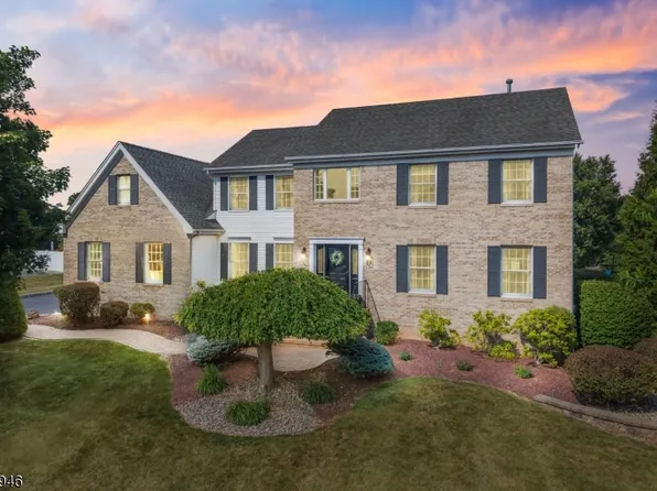 13 Matrick Ct, Hillsborough Twp., NJ 08844