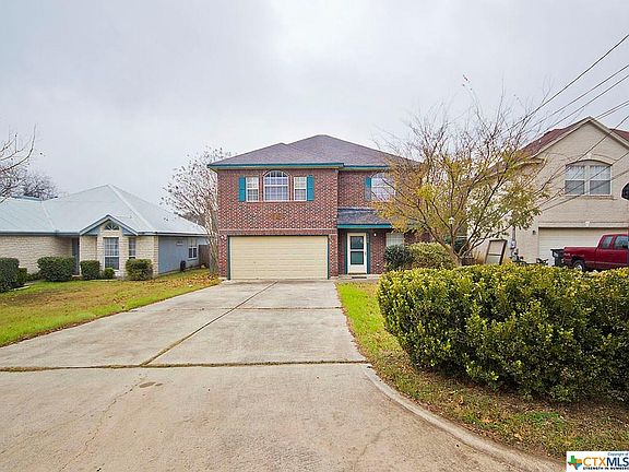 3rd image of 1720 Ramona Cir