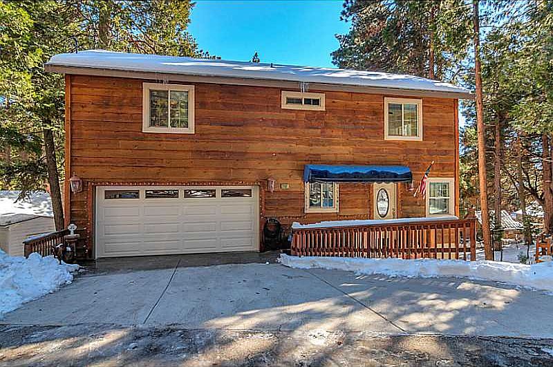 1st image of 31881 Mistletoe Dr