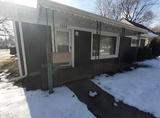 1334 E Evelyn Ave, Hazel Park, MI