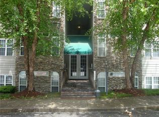 3000 Greystone Point #H, Greensboro, NC 27410