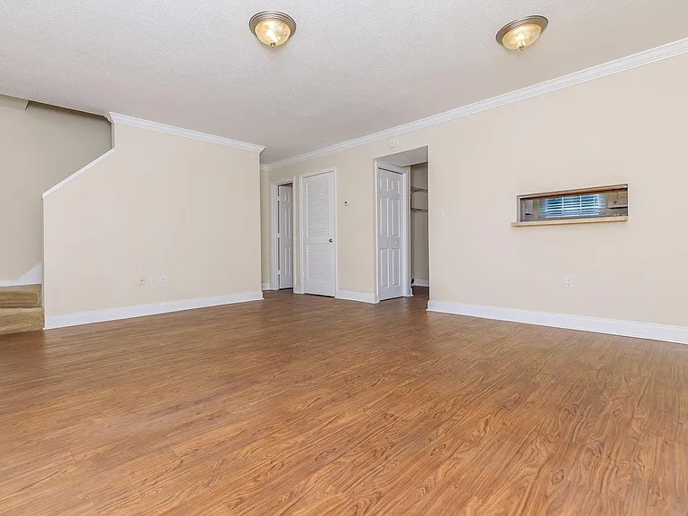 Mission Ridge Apartments — Photo 8