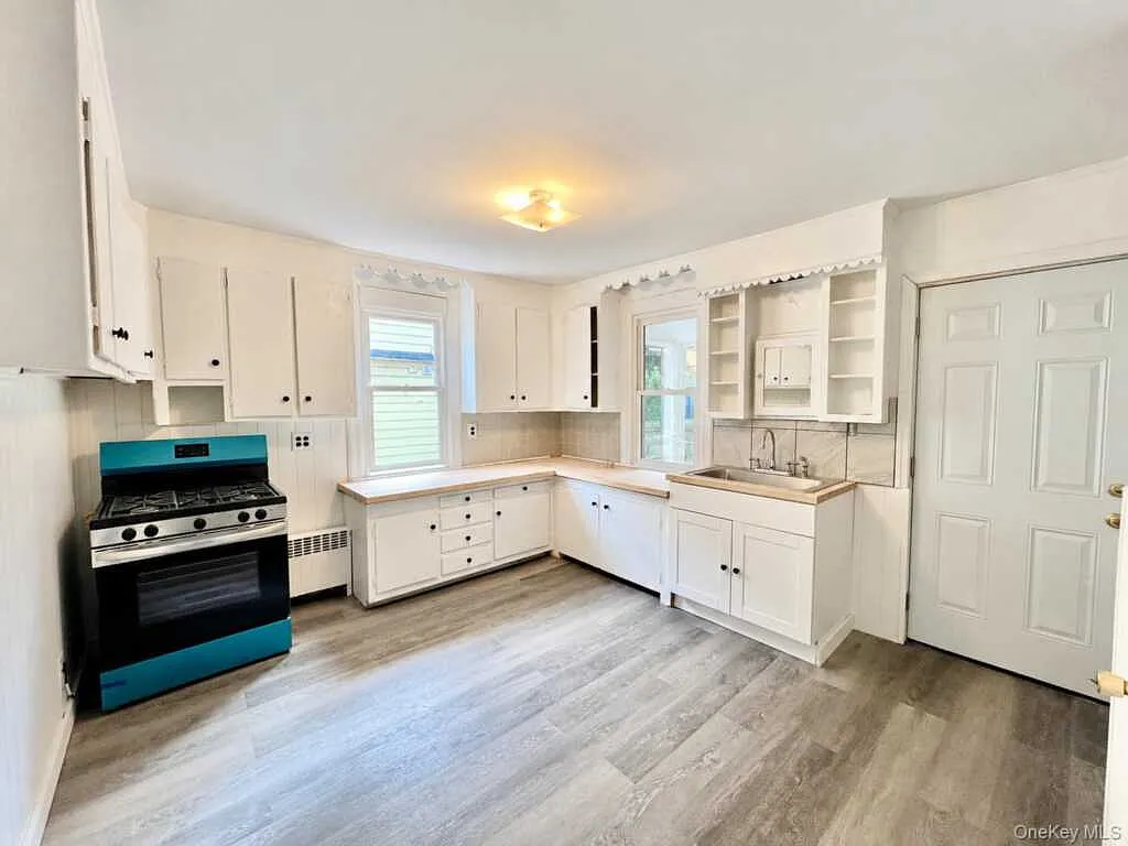 151 Orange Turnpike, Sloatsburg, NY 10974 — Photo 1